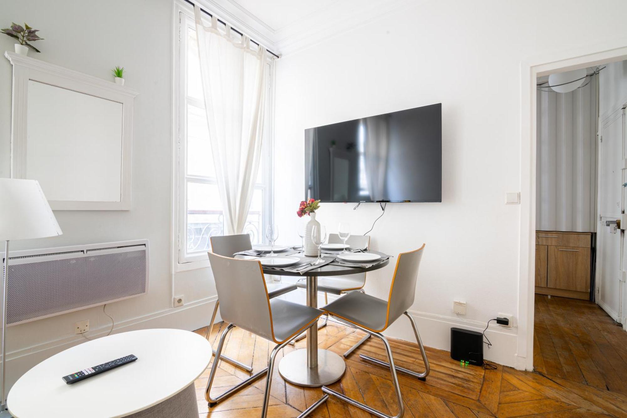 Appartement Quartier Musee Du Louvre Free Netflix Париж Екстериор снимка